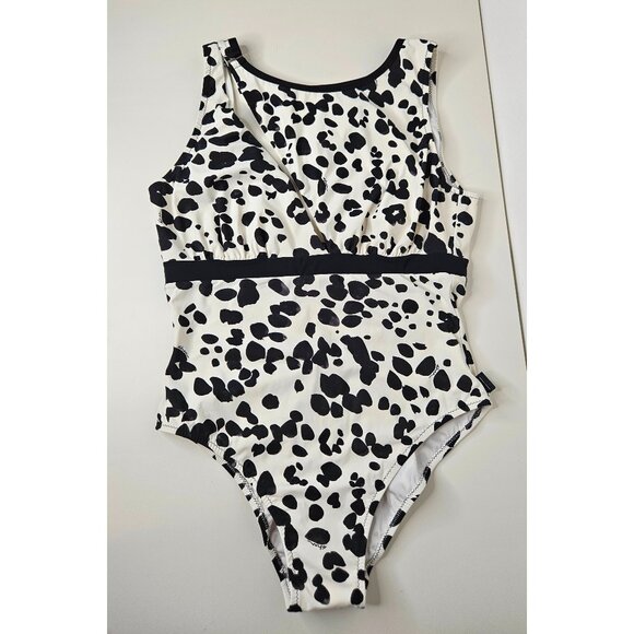 SHAN Black and White One Piece Swimsuit - Picture 3 of 12